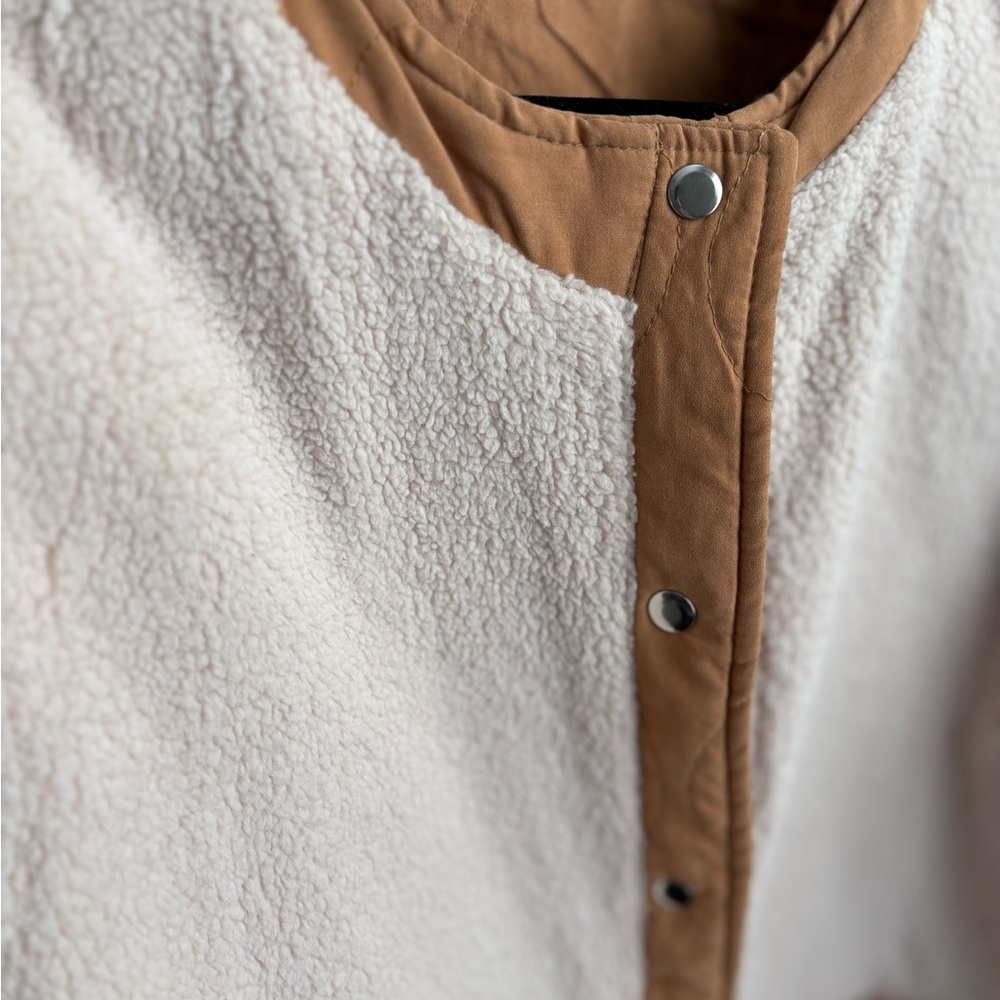 Hem & Thread Cream and Tan Teddy Jacket reversible - Picture 4 of 6